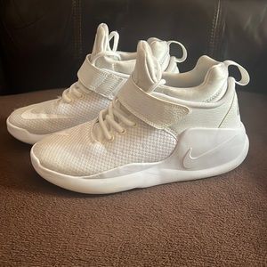 White Nike shoes